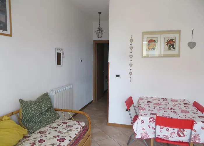 La Casa Gialla * Moneglia